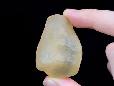 LIBYAN DESERT GLASS, Raw Crystal - Rare, 2A Grade, 26.3g - Metaphysical, Healing Crystals and Stones, 47218-Throwin Stones