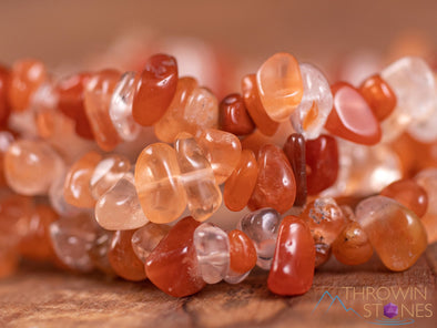 Red White QUARTZ Crystal Bracelet - Chip Beads - Beaded Bracelet, Handmade Jewelry, Healing Crystal Bracelet, E1942-Throwin Stones